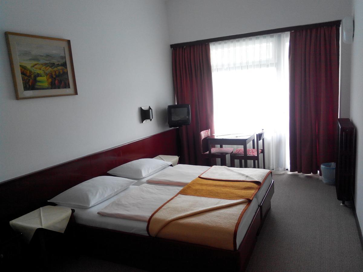 Hotel Matija Gubec Stubicke Toplice Exterior photo